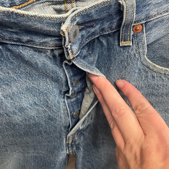 Levi’s men’s 501 Buttonfly jeans size 34/34 - Picture 8 of 10